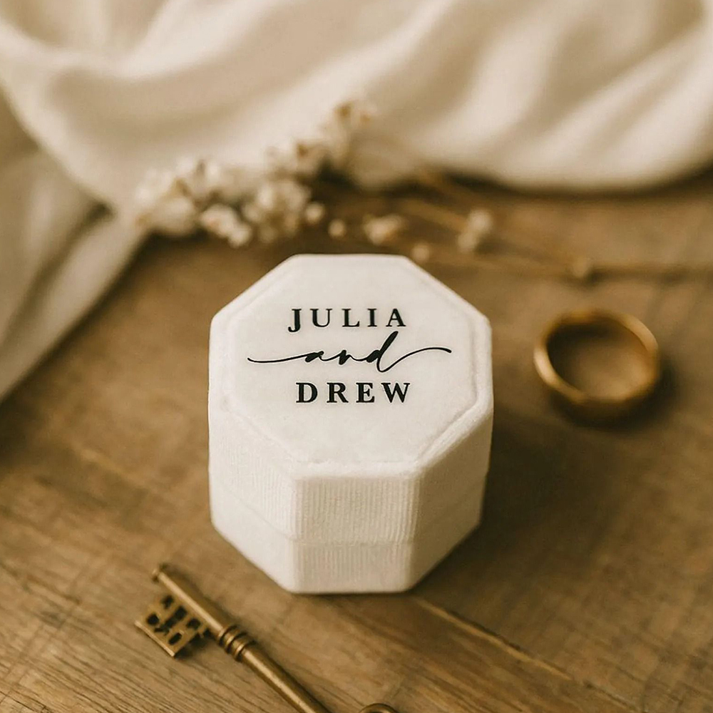 Caixa de anel de casamento de  - Velvet Jewelry Box avaliação e preço